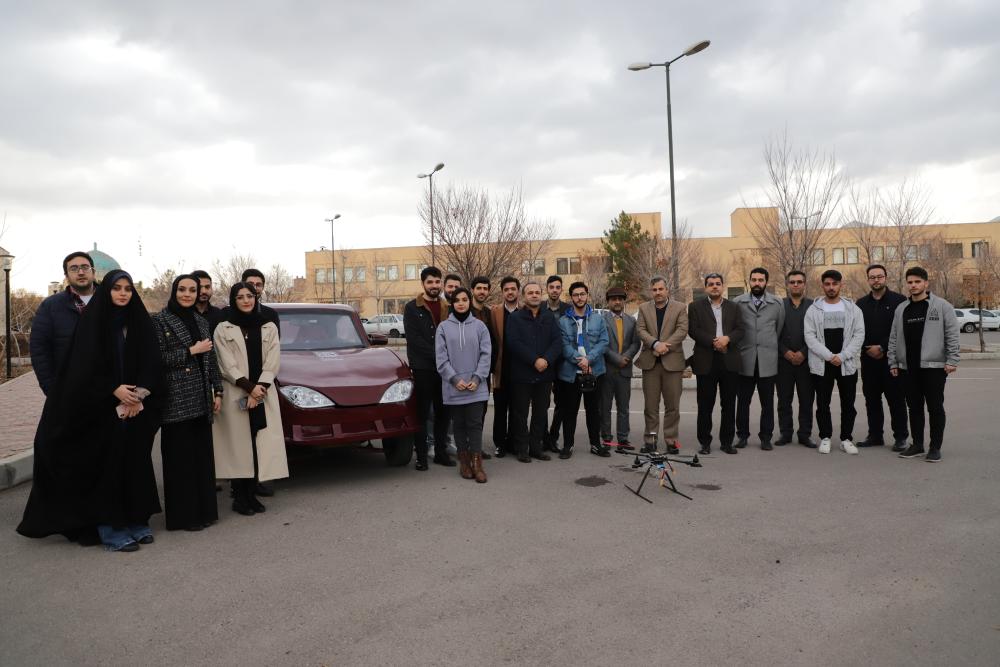 رونمایی از سه محصول دانش بنیان خودرو دست ساز، پهباد و آفت کش گیاه پایه در دانشگاه بین المللی امام خمینی(ره)
