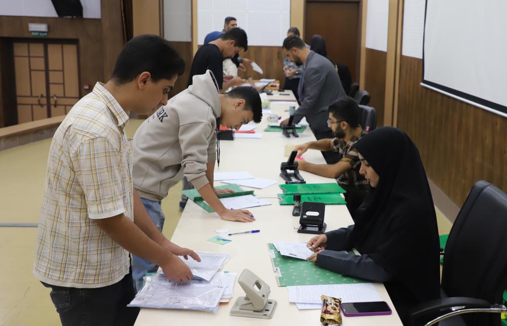 بازدید رئیس دانشگاه از روند ثبت‌نام دانشجویان نوورود مقطع کارشناسی 