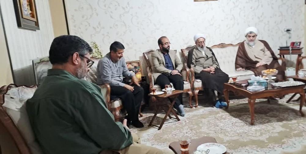 دیدار ریاست دفتر نهاد مقام معظم رهبری دانشگاه با خانواده معظم شهید حاتم عبدی