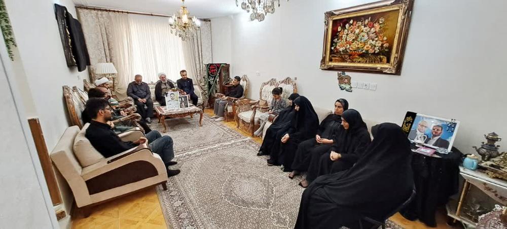 دیدار ریاست دفتر نهاد مقام معظم رهبری دانشگاه با خانواده شهید مرتضی کشاورز راد