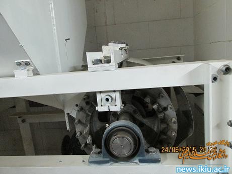 ساخت دستگاه پسته شکن توسط  یکی از واحدهای فناور مستقر در مرکز رشد واحدهای فناور دانشگاه