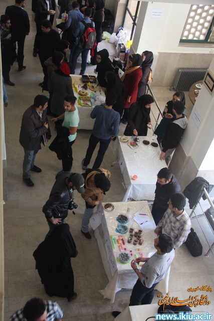 گزارش تصویری از جشنواره کسب و کار با عنوان "خوشمزه پول در بیار” در دانشگاه