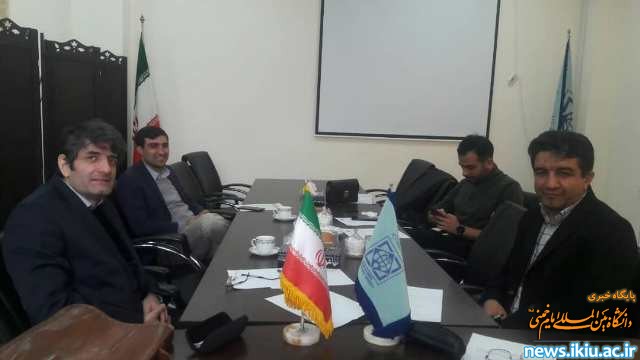 نشست تخصصی با حضور کارگزار معاونت علمی و فناوری ریاست جمهوری