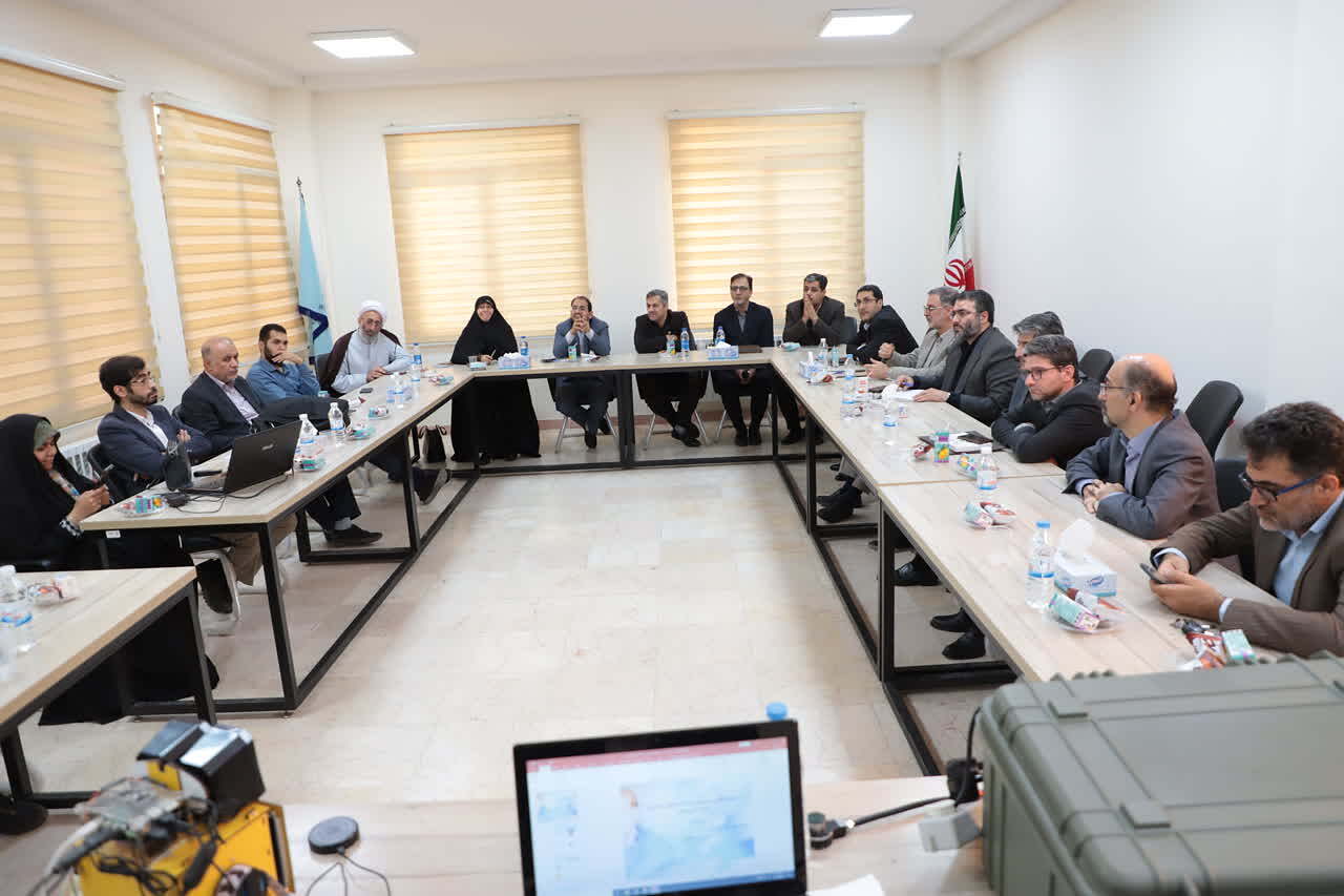 رونمایی از سه محصول دانش بنیان دانشگاه/ حمایت مالی از تولیدات علمی